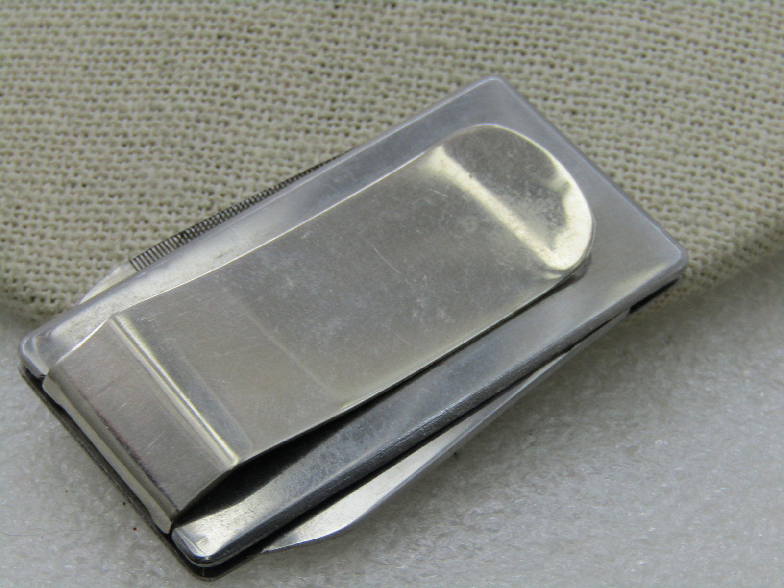 Vintage Praying Hands Pocket Knife & Money Clip - 5