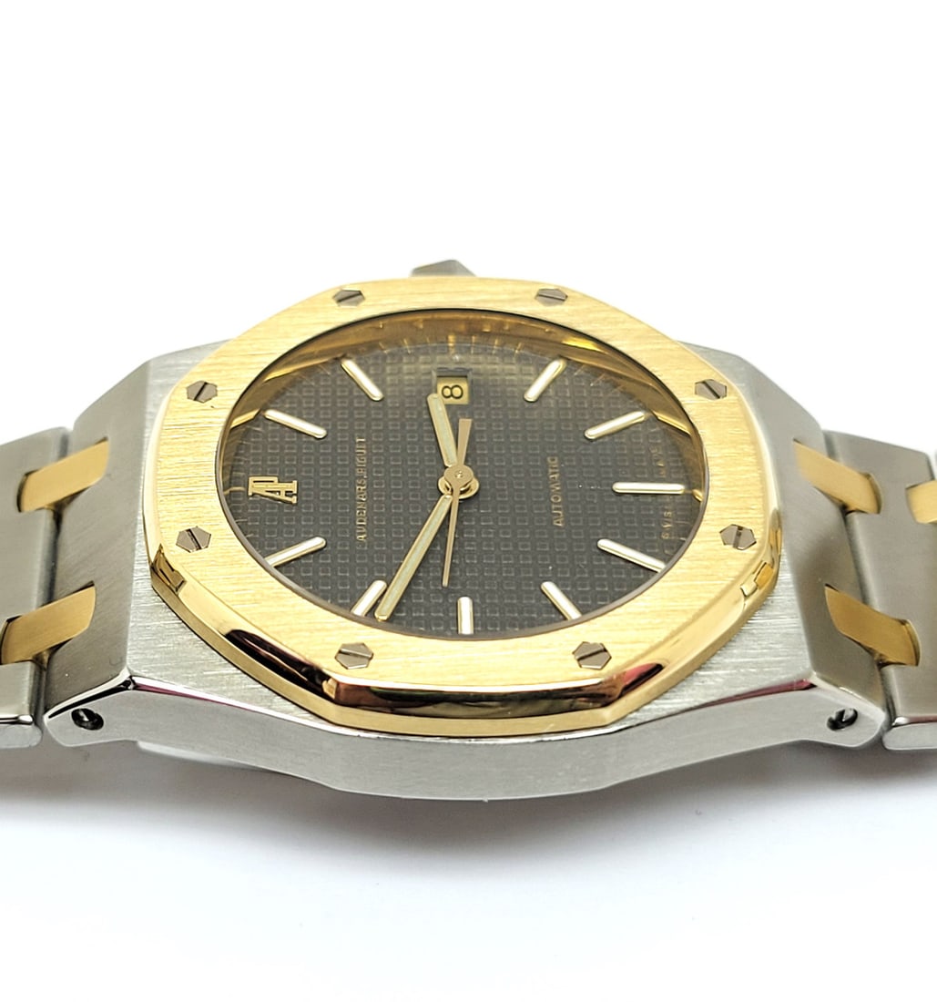 Men's S/Steel & 18k AUDEMARS PIGUET Royal Oak Grey Dial Automatic Watch D Series - 8