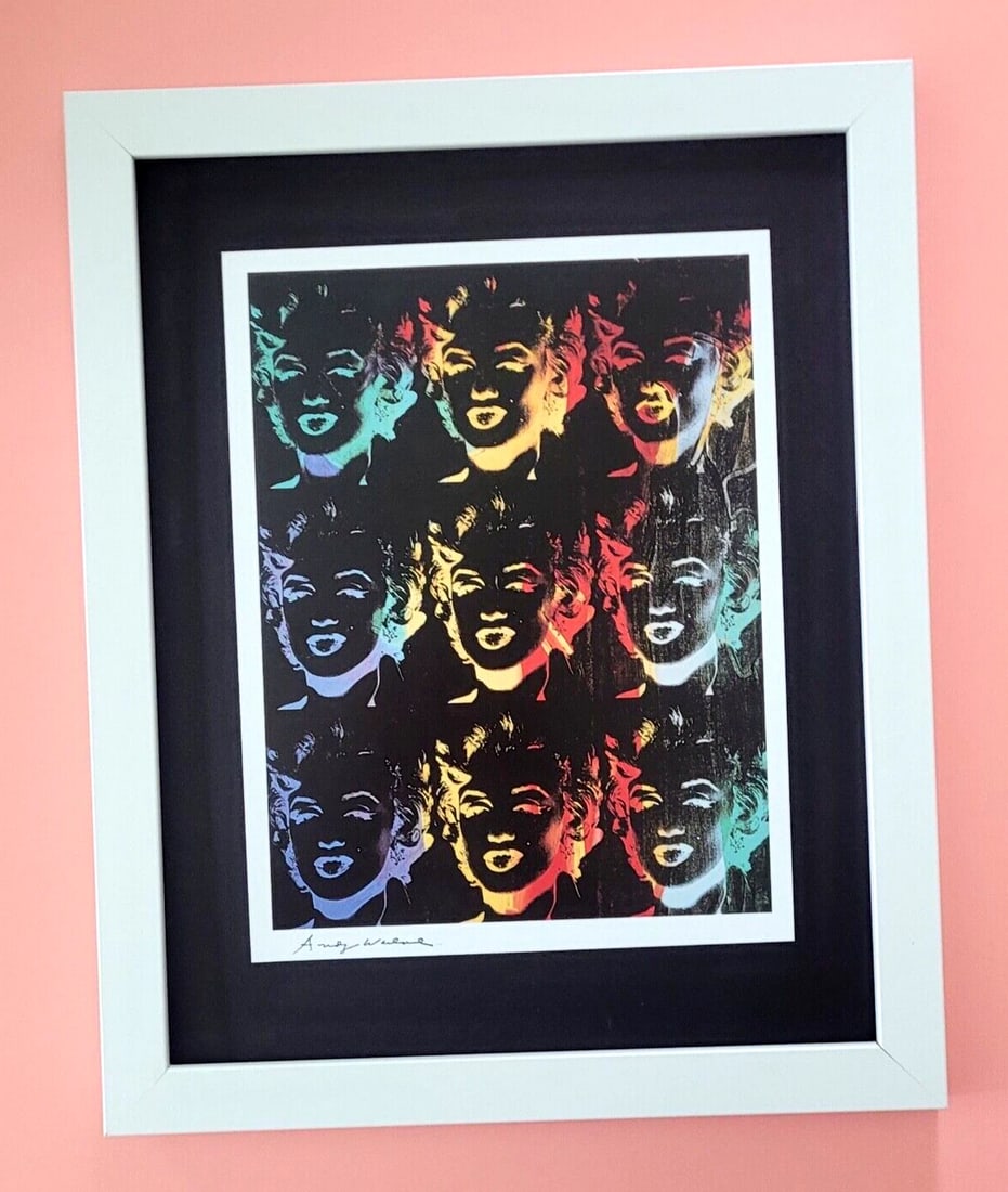 ANDY WARHOL 1984 SIGNED AWESOME " MARILYN MONROE " PRINT + FRAMED: This is an Awesome and Scarce 1984 Print after Andy Warhol FACSIMILE SIGNATURE IN INK " MARILYN " THIS PRINT IS MOUNTED IN AN ACID FREE BLACKBOARD AND FRAMED IN A NEW 14X11IN. Printed in Paper after