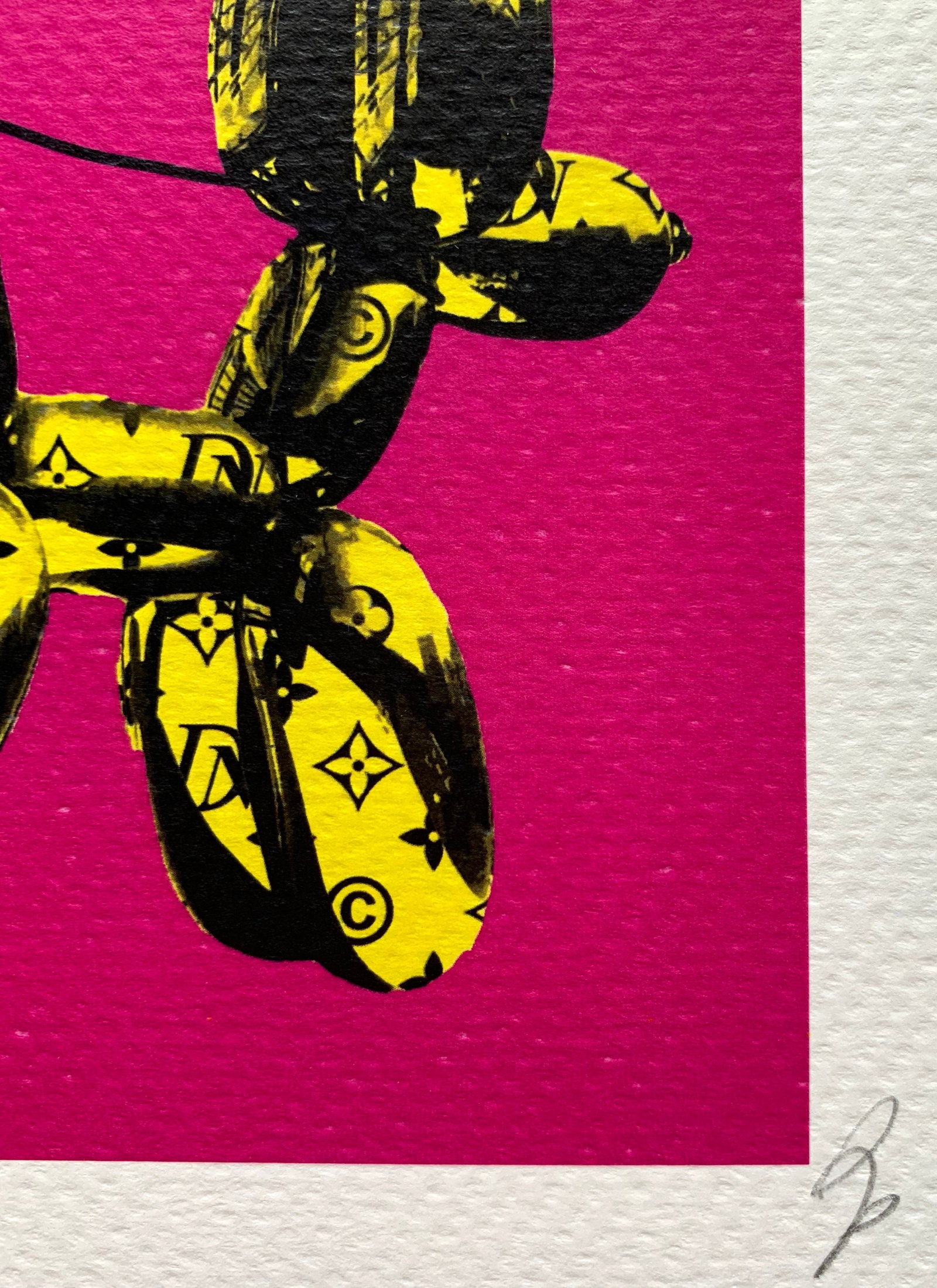 Death NYC Queen Jeff Koons balloon dogs - 3