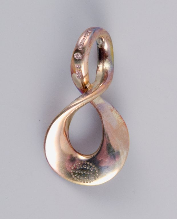 Regitze Overgaard for Georg Jensen. Infinity. Pendant in sterling silver with matching silk cord. - 2
