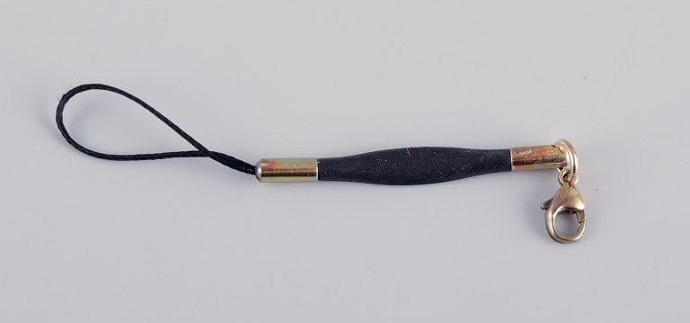 Regitze Overgaard for Georg Jensen. Infinity. Pendant in sterling silver with matching silk cord. - 5