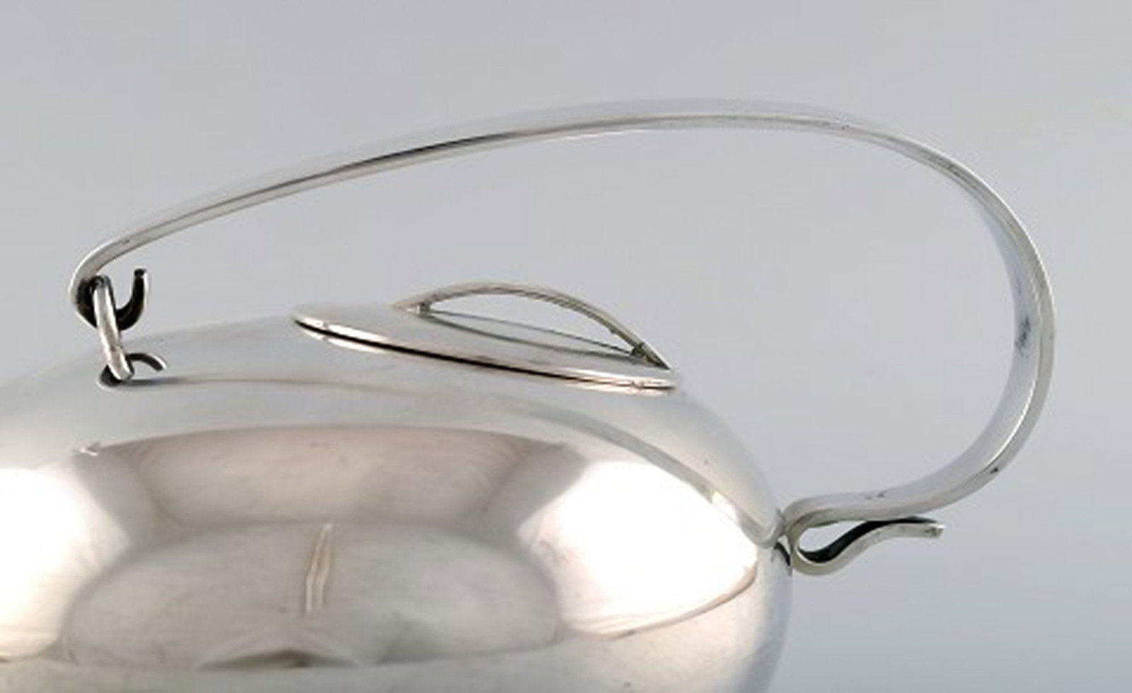 Lino Sabattini (1925-2016) for Christofle. Modernist teapot in silver plated metal. Ca. 1960. - 3