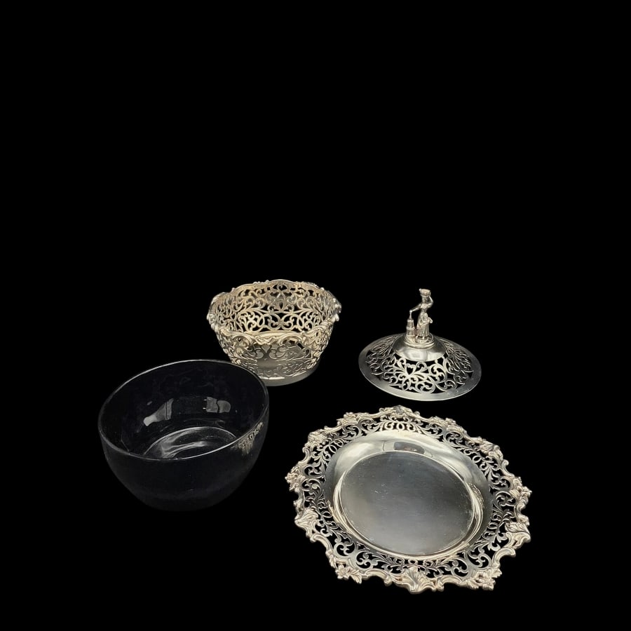 Mid 19th Century Antique Victorian Large Silver Conserve Dish London 1841 Barnard Family - 5
