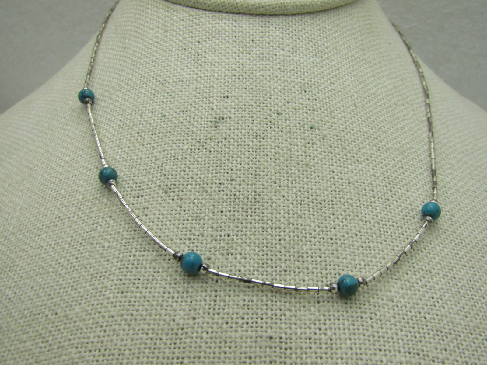Vintage Southwestern Turquoise Necklace, 16" (NL) - 4
