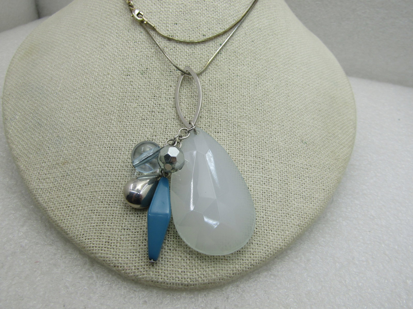Vintage Acrylic Beaded Necklace on 24" Snake Chain - 2