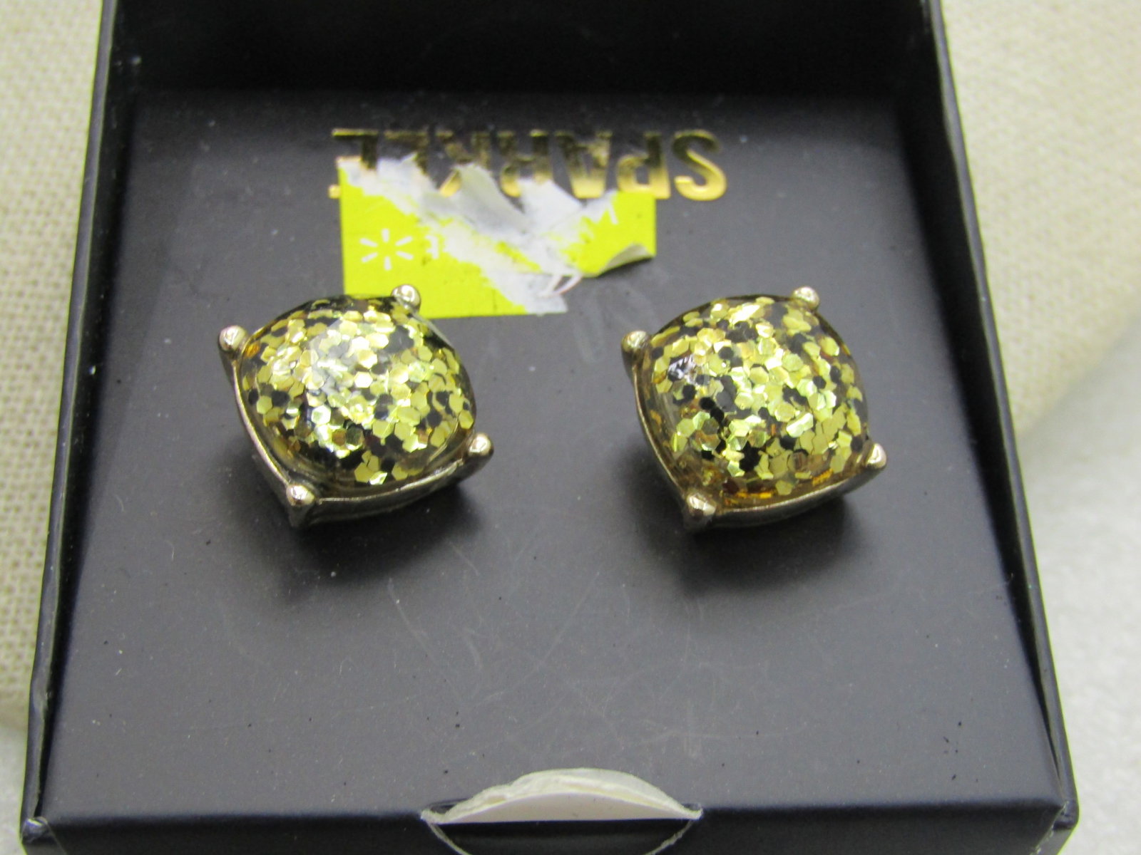 Vintage Black & Gold Glitter Stud Earrings, Pierced, in Original Box - 2