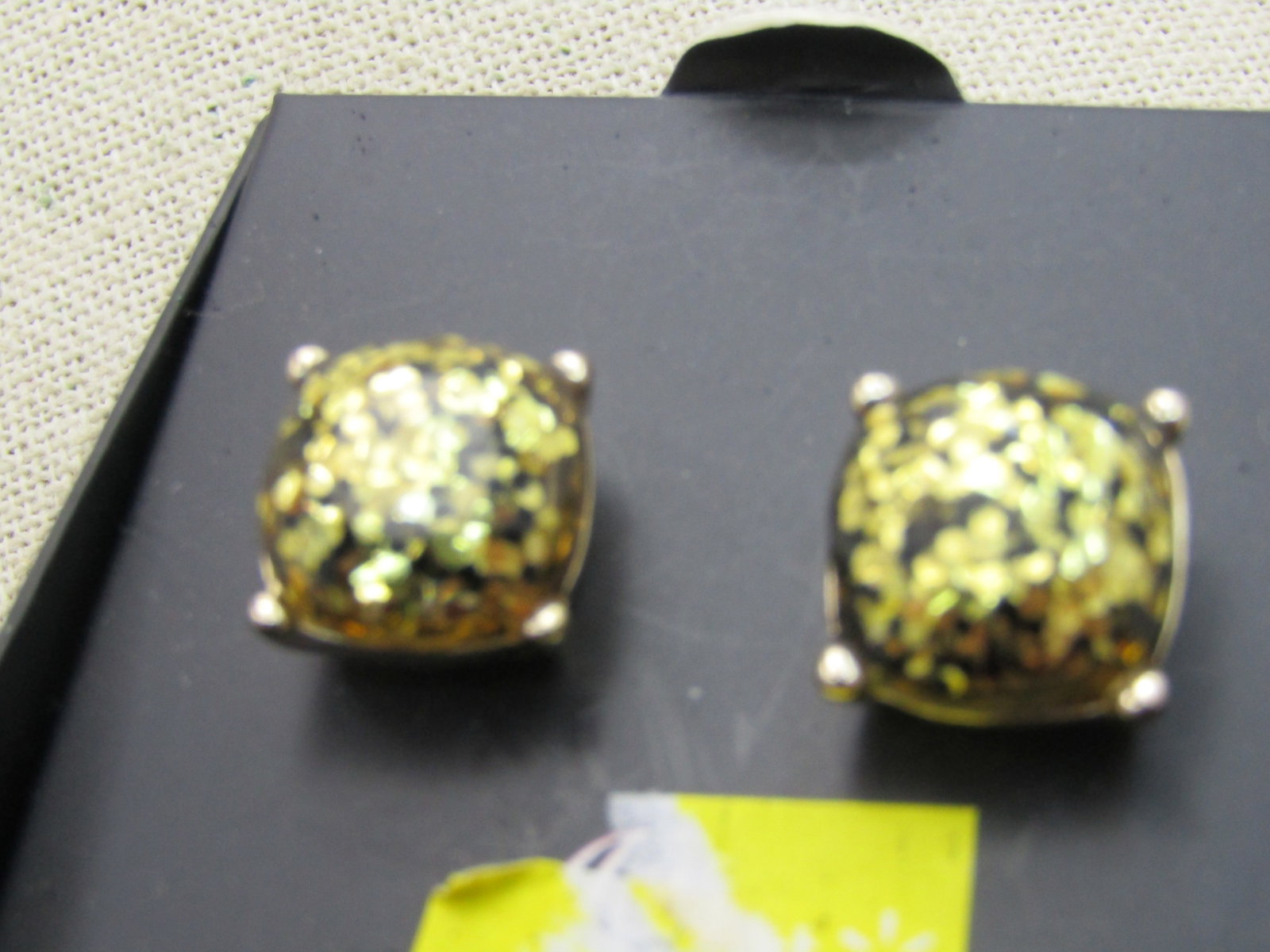 Vintage Black & Gold Glitter Stud Earrings, Pierced, in Original Box - 4