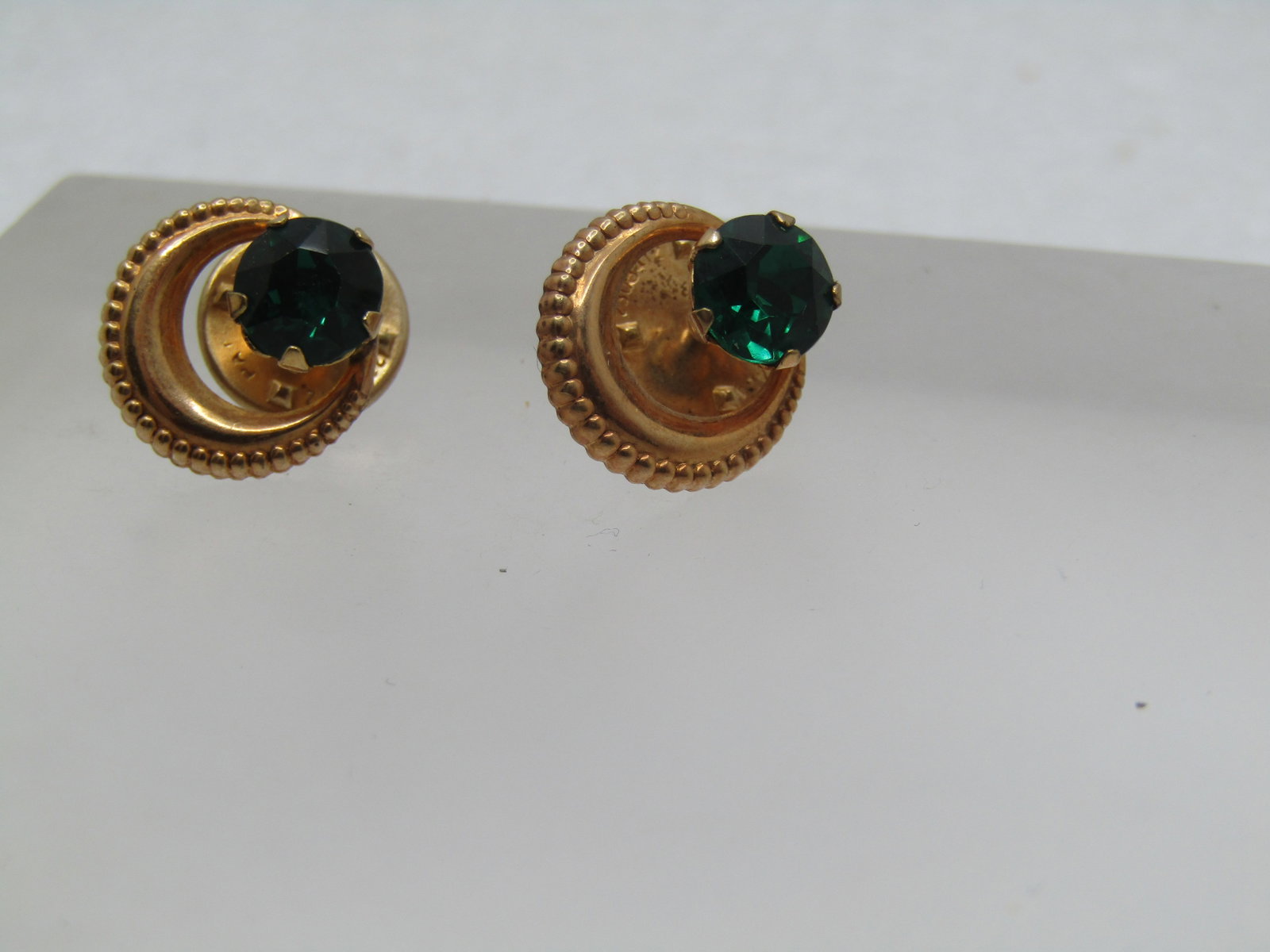 Vintage 10kt GF PairTack Pins/Collar Pins, Green Stone, 1940's (1 of 5)