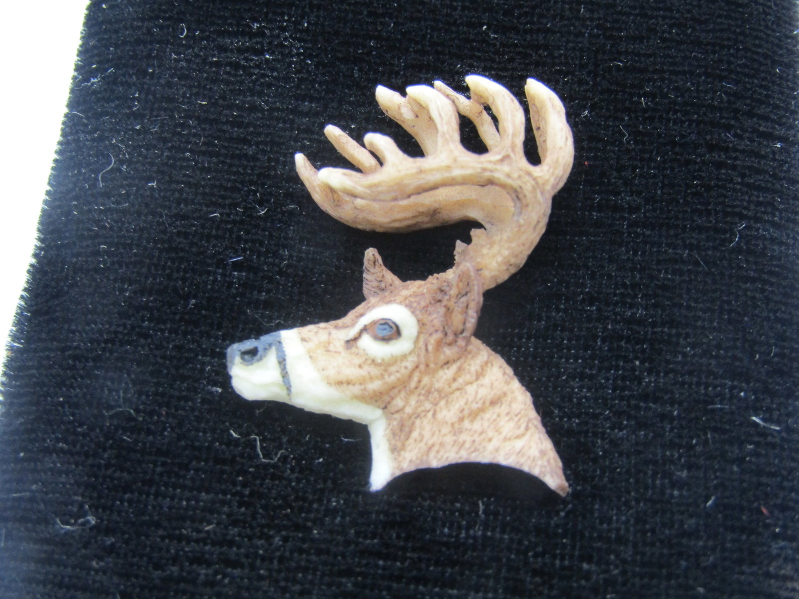 Vintage Carved Deer Buck Head Tack Pin , by Antler Art, Danville, PA (1 of 4)