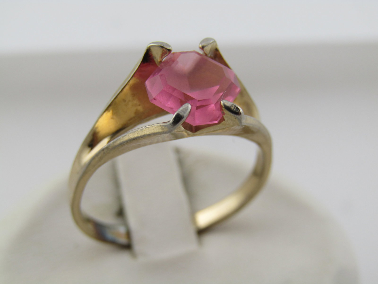 10kt G.F/Plated Pink Stone ring, Sz. 8, 1960's-1970's - 5