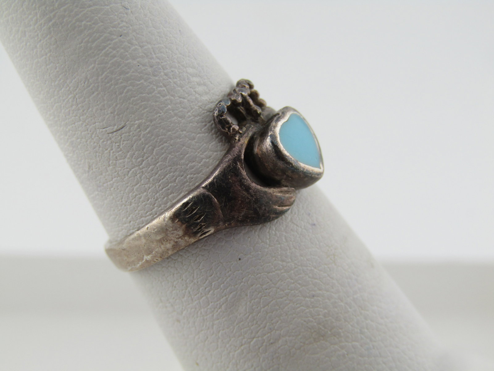 Vintage Sterling Claddagh Ring, Turquoise Glass Inlaid Heart, Sz. 6, 1960's-1970's - 3