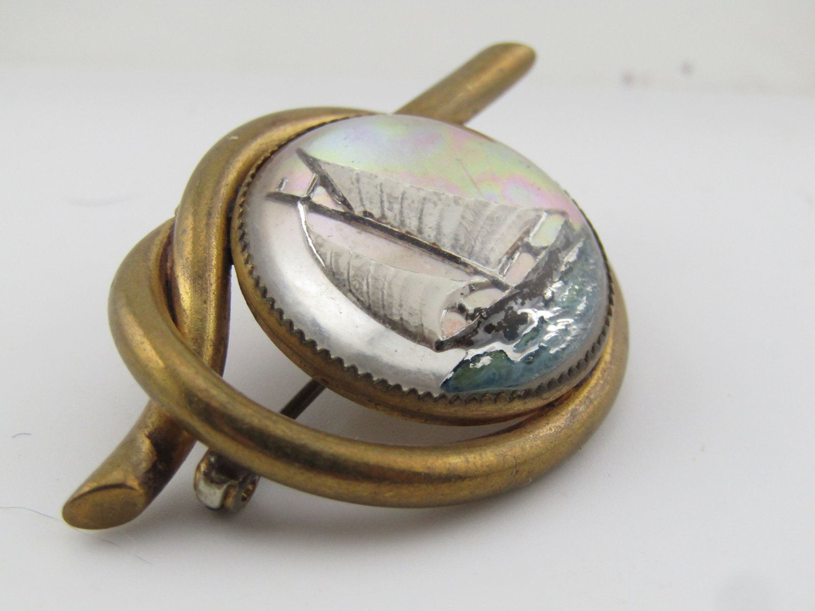 Vintage Reverse Cut/Enameled Sailboat Brooch, Nautical Knot Frame, 1930's - 3