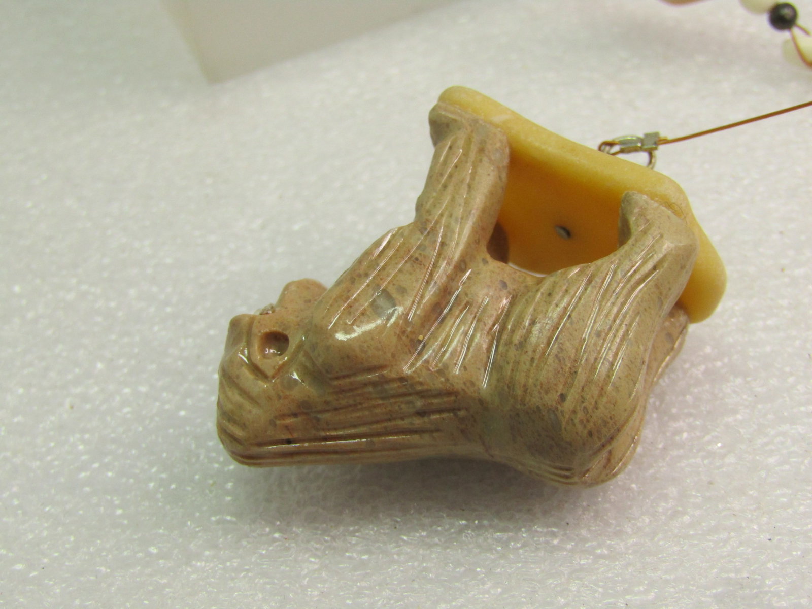Carved Gorilla Fan Pull/Suncatcher with Carved Feather & Agate - 3