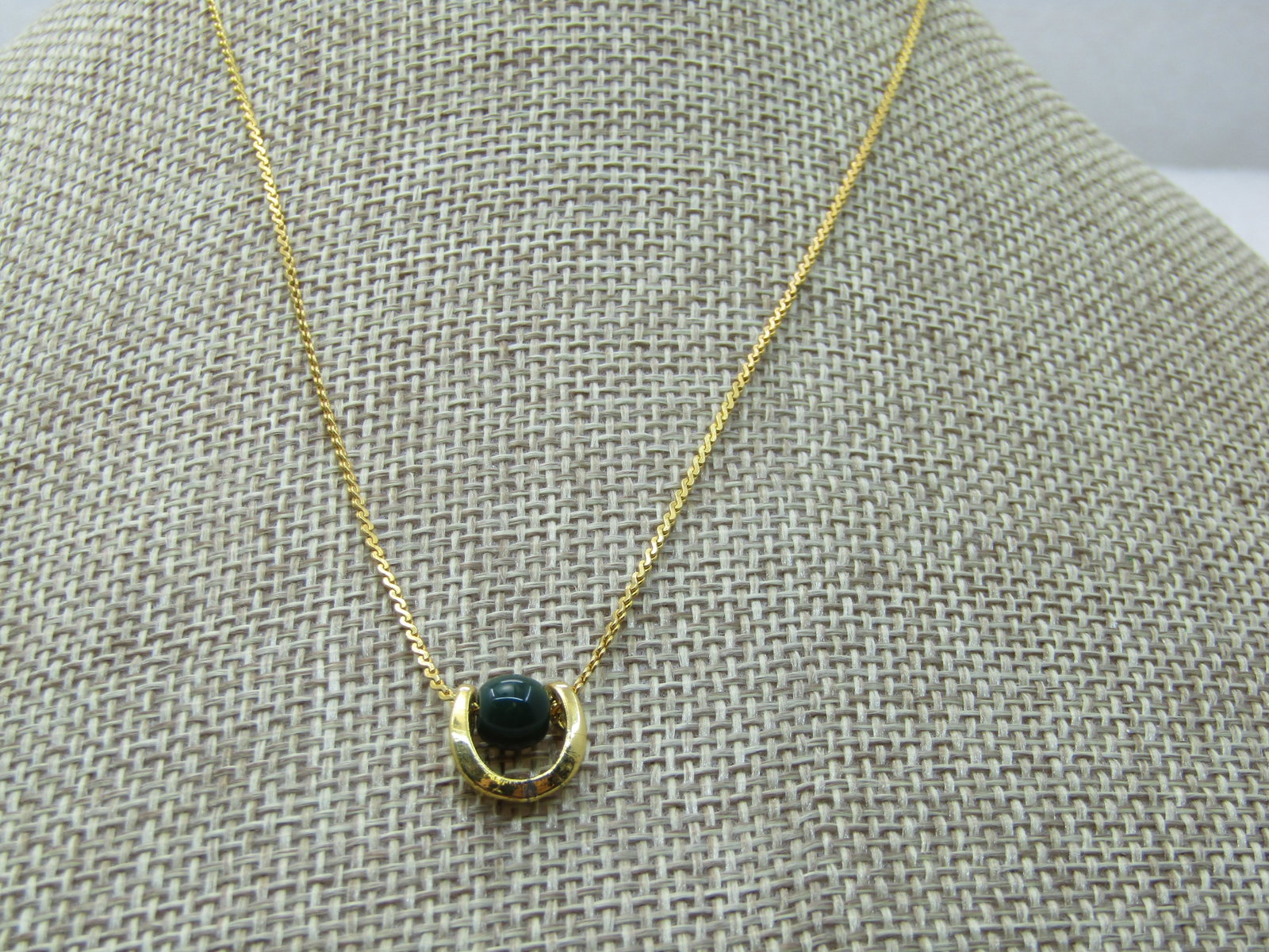 Vintage Green Beaded Pendant Necklace, 15", Gold Tone, 1970's-1980's NL - 2