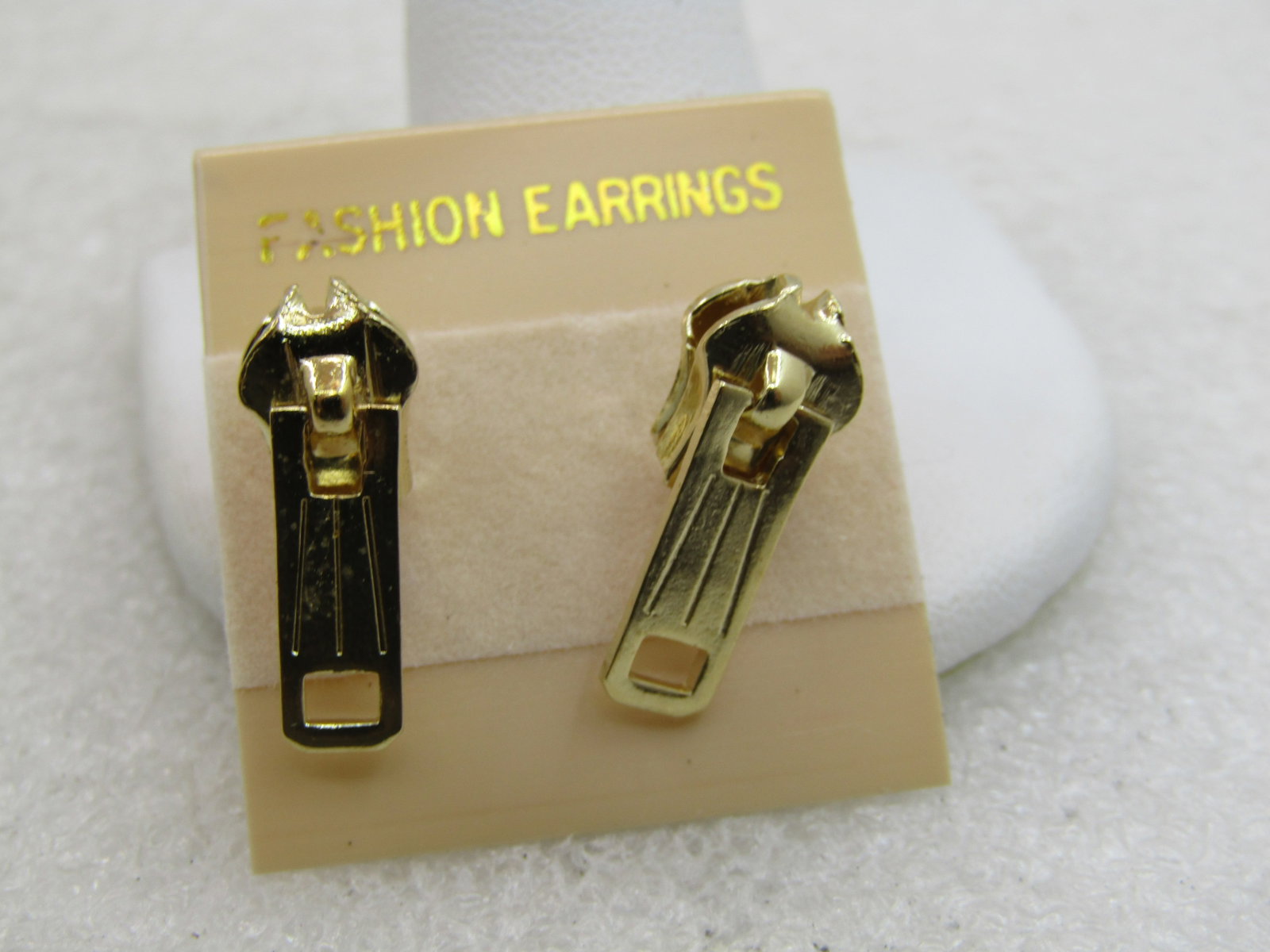 Vintage Zipper Pull Pierced Earrings, Gold Tone, new on card (1 of 5)