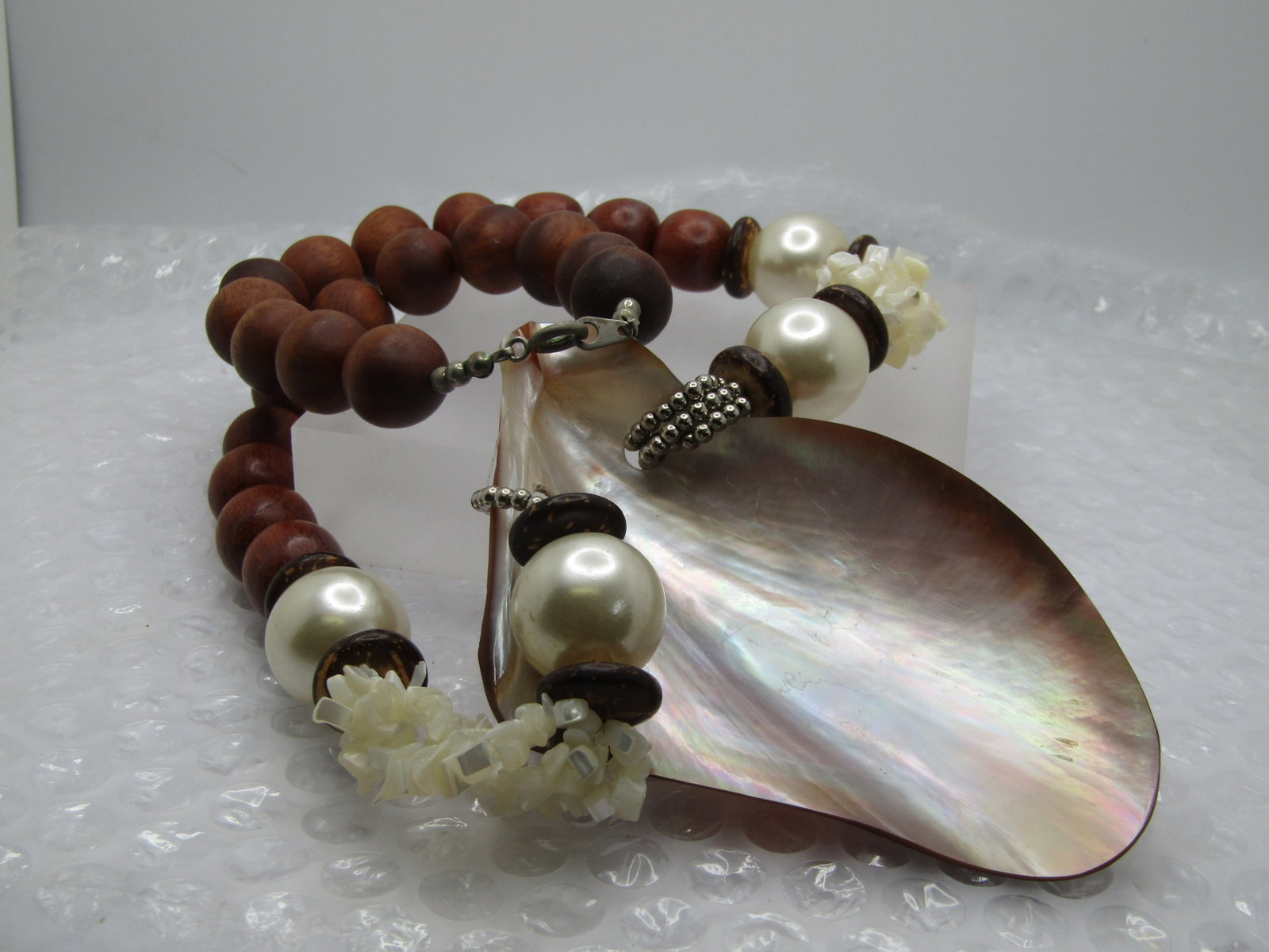Vintage Large Shell Pendant Beaded Necklace, 20", 1980's - 5