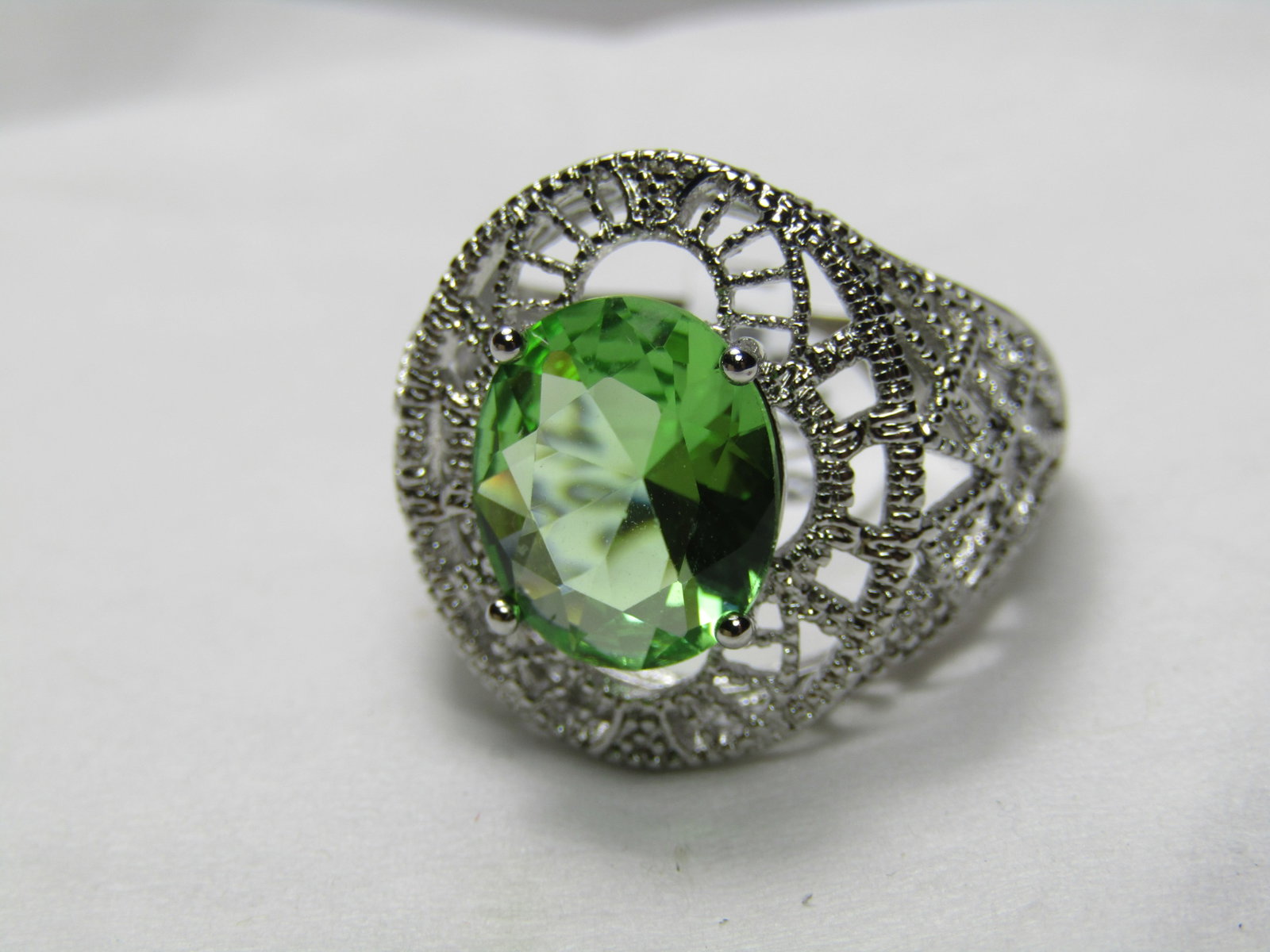 Silver Filigree Green Crystal Ring, Sz. 8.5, Statement Ring - 4