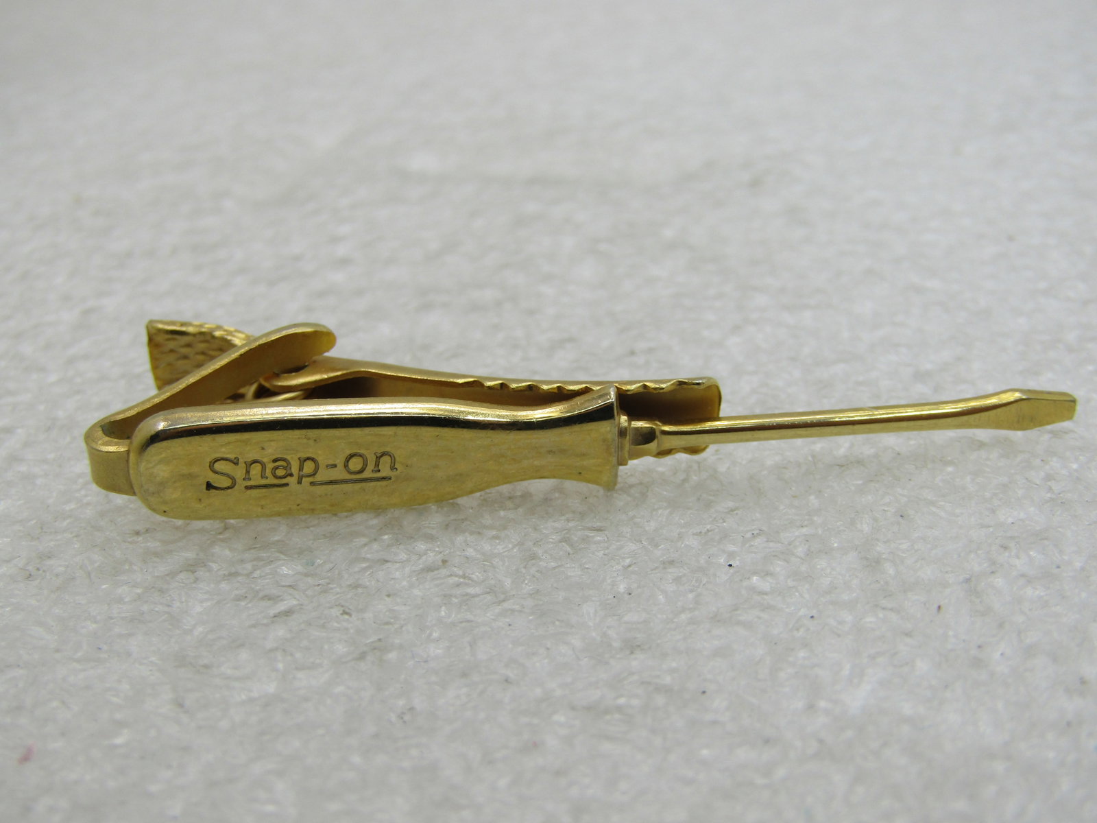 Vintage Snap-On Screwdriver Tie Clasp, Leavens, Gold Tone - 4