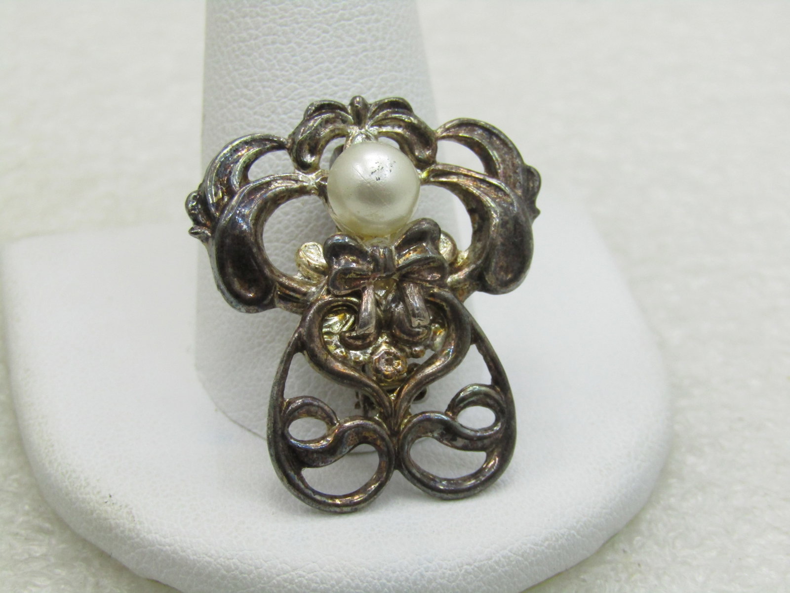 Vintage Angel Brooch Signed Jane with Faux Pearl Red Heart - 3