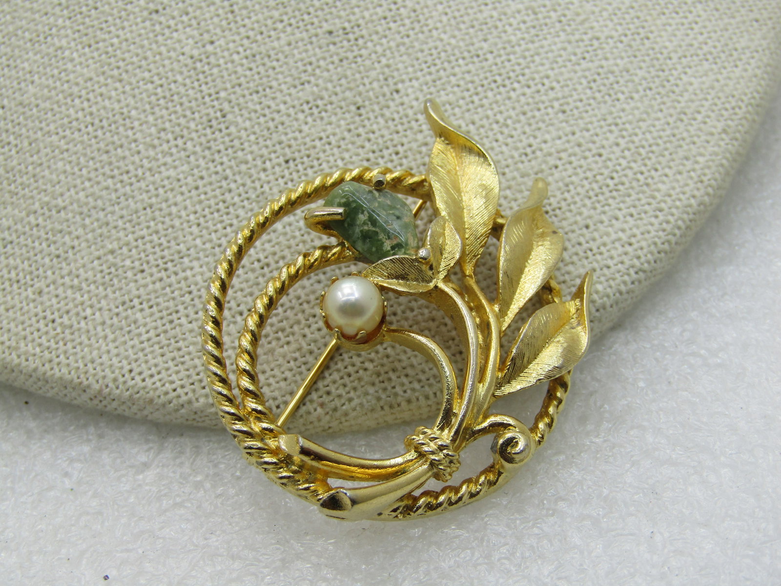 Vintage Moss Agate Faux Pearl Floral Circle Brooch, 1960's, 2" (1 of 4)