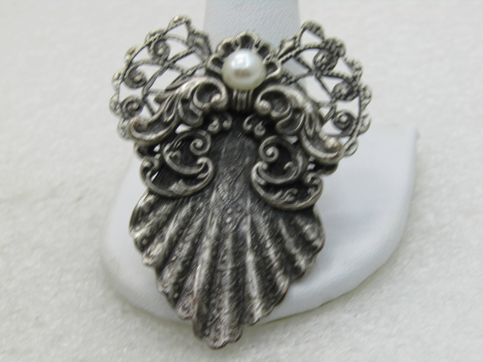 Vintage 1997 Jane Victorian Angel Brooch, 2" - 2