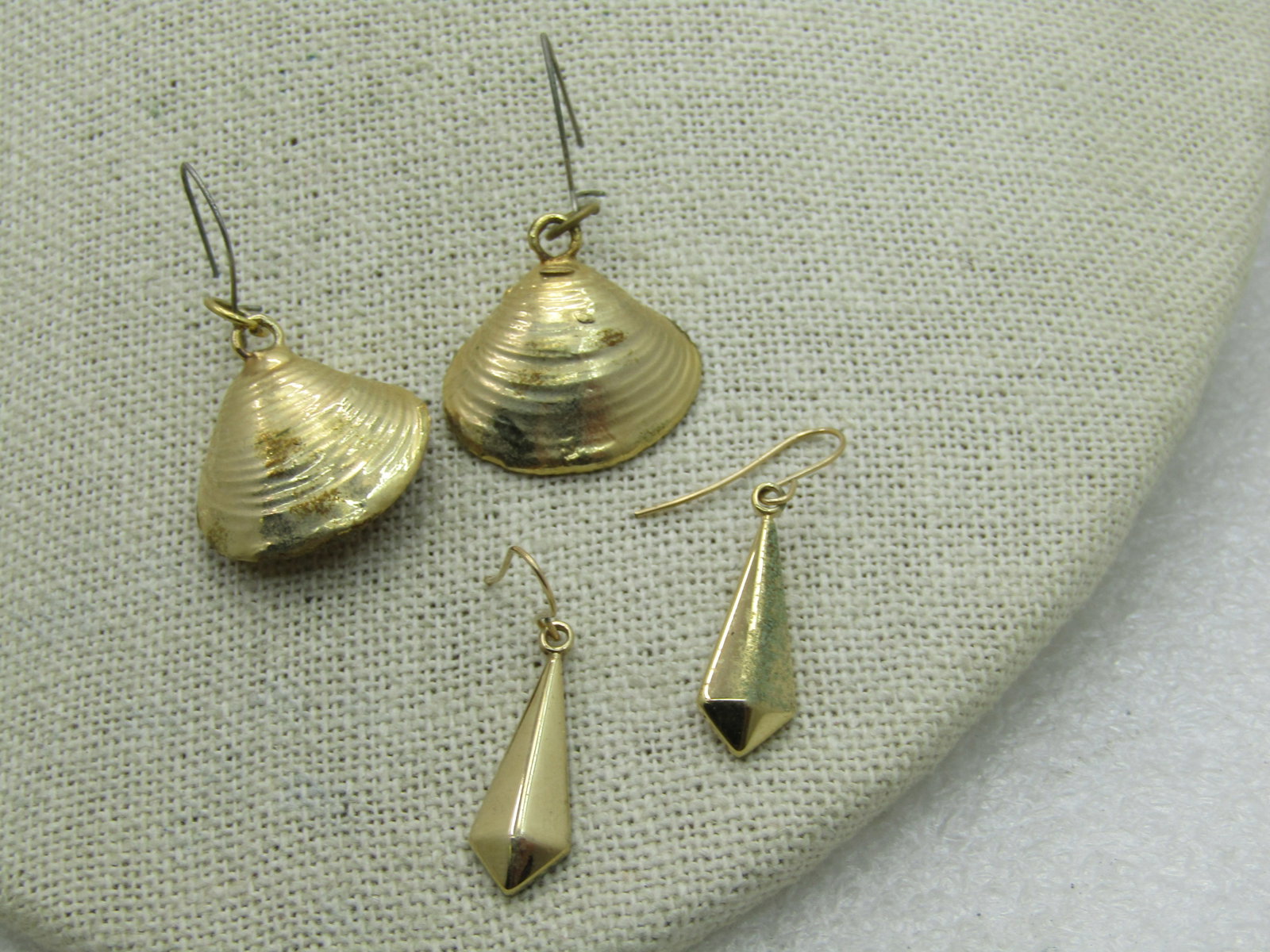 2 Pr Vintage Pierced Earrings, Shells and Dangles, Gold Tone - 2