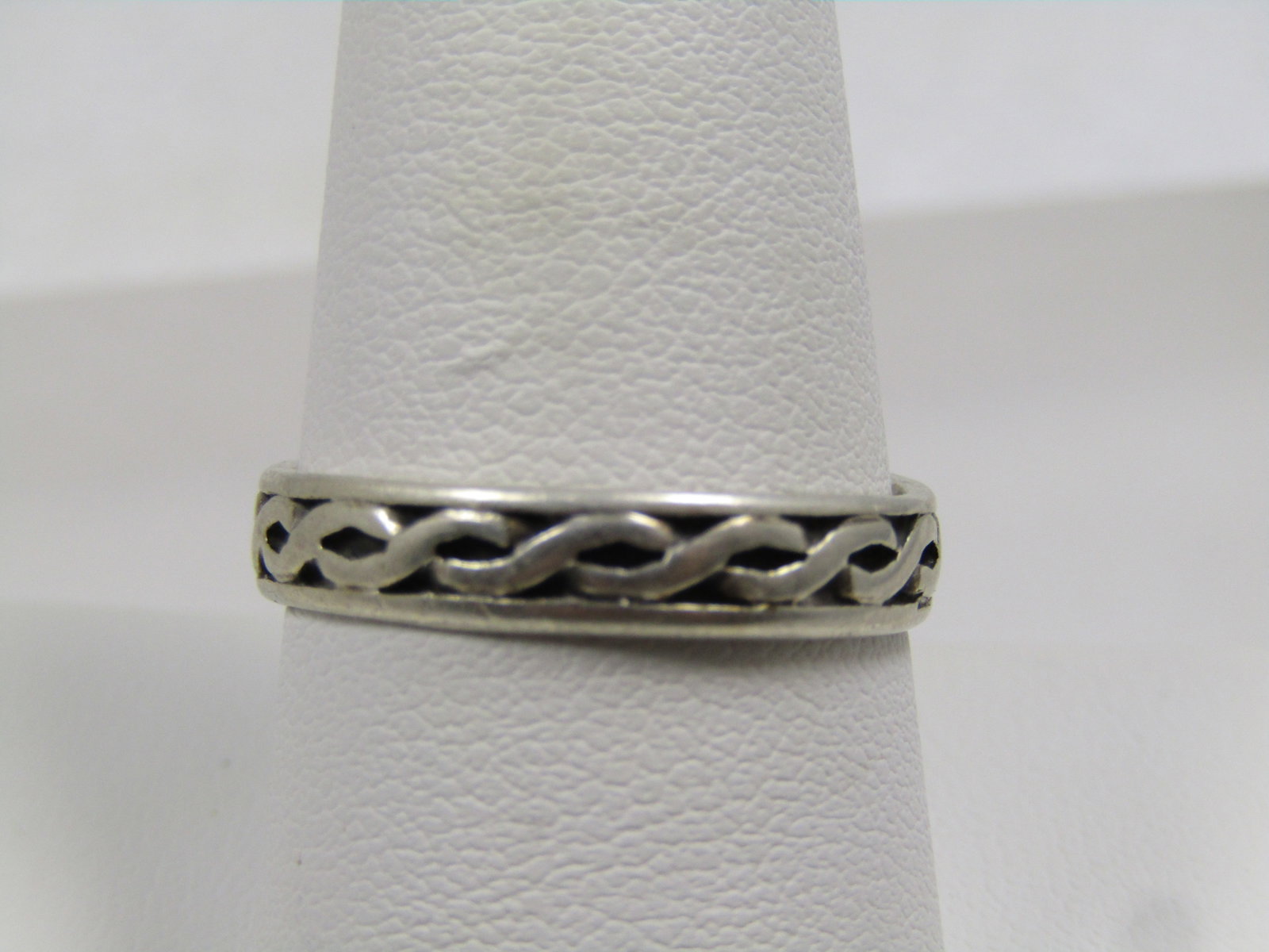 Vintage Crisscross Woven Band Ring, Sz. 10. Men's/Unisex, 1970's, Signed (1 of 5)