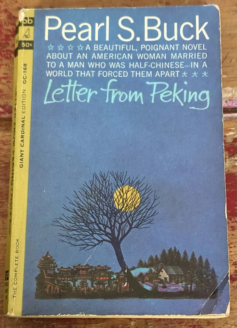 Letter From Peking By PEARL S. BUCK PB 1962 1st Ed/2ND Giant Cardinal Ed VGood: The product is a paperback book titled "Letter From Peking" by Pearl S. Buck, first edition 2nd printing published in 1962. It is a Giant Cardinal edition. Book is in very good condition with no missi