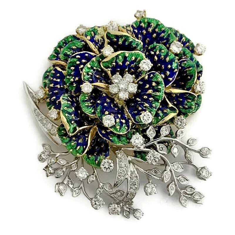 Vintage 1950's Blue Green Enamel Diamond Flower Brooch 18K Yellow Gold, 43.74 Gr: Title: Vintage 1950's Blue Green Enamel Diamond Flower Brooch 18K Yellow Gold, 43.74 Gr Description: Vintage 1950's Blue Green Enamel Diamond Flower Brooch 18K Yellow Gold, 43.74 Gr This is a gorgeous