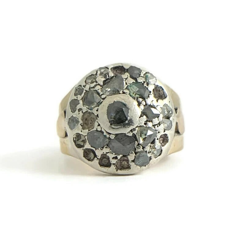 Antique Victorian Pave Green Diamond Round Ring 14K Yellow Gold Silver, 6.44 Gr: Title: Antique Victorian Pave Green Diamond Round Ring 14K Yellow Gold Silver, 6.44 Gr Description: Antique Victorian Pave Green Diamond Round Ring 14K Yellow Gold Silver, 6.44 Gr Make a statement
