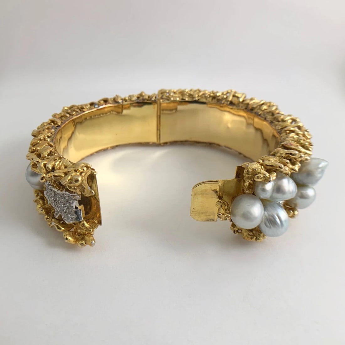 Vintage Silver Baroque Pearl Diamond Bangle Bracelet 14K Yellow Gold, 173 Grams - 11