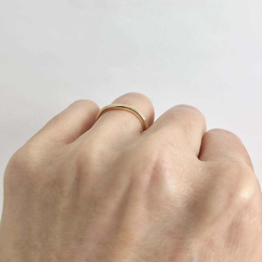 Curved Nesting Wedding Band Ring 14K Yellow Gold, Size 6 - 5