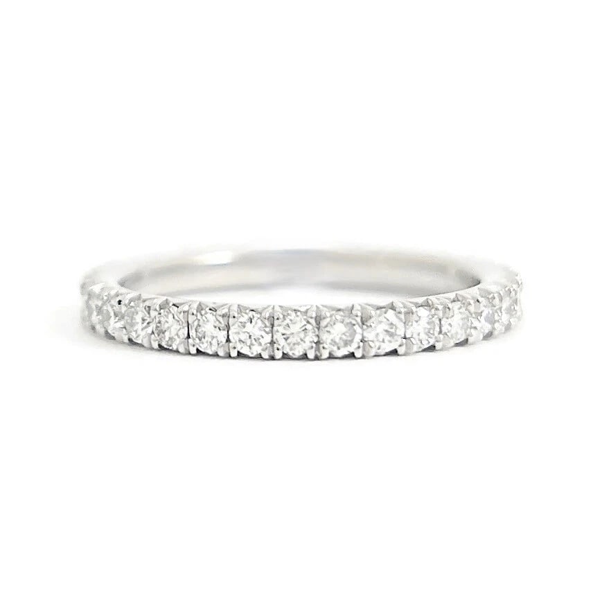Round Diamond Eternity Ring Wedding Band Platinum, Size 6, .75 CTW: Title: Round Diamond Eternity Ring Wedding Band Platinum, Size 6, .75 CTW Description: Round Diamond Eternity Ring Wedding Band Platinum, Size 6, .75 CTW This is a lovely ring that can be worn as a