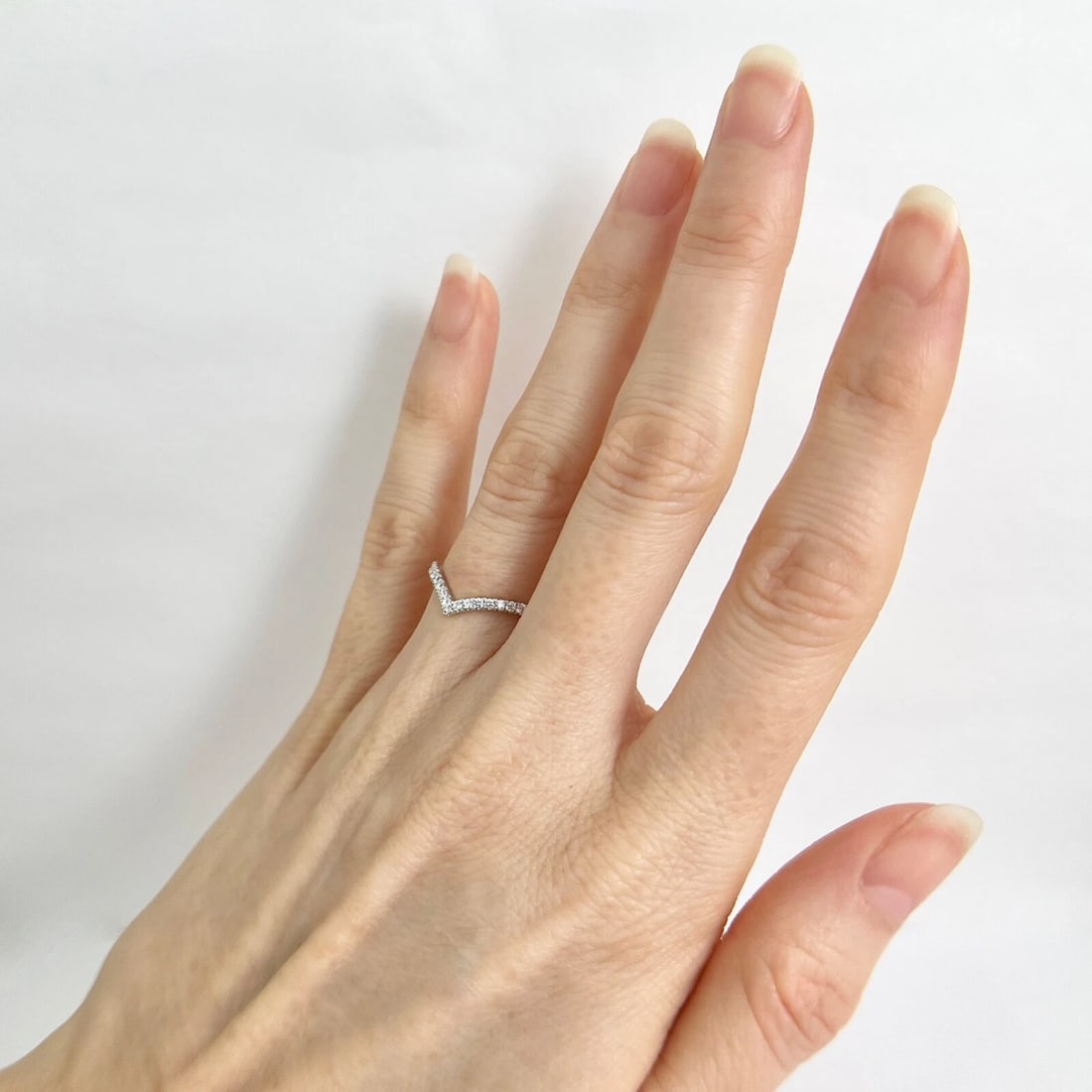 Curved Diamond Chevron V-Shaped Wedding Band Ring 14K White Gold, .30 CTW - 3