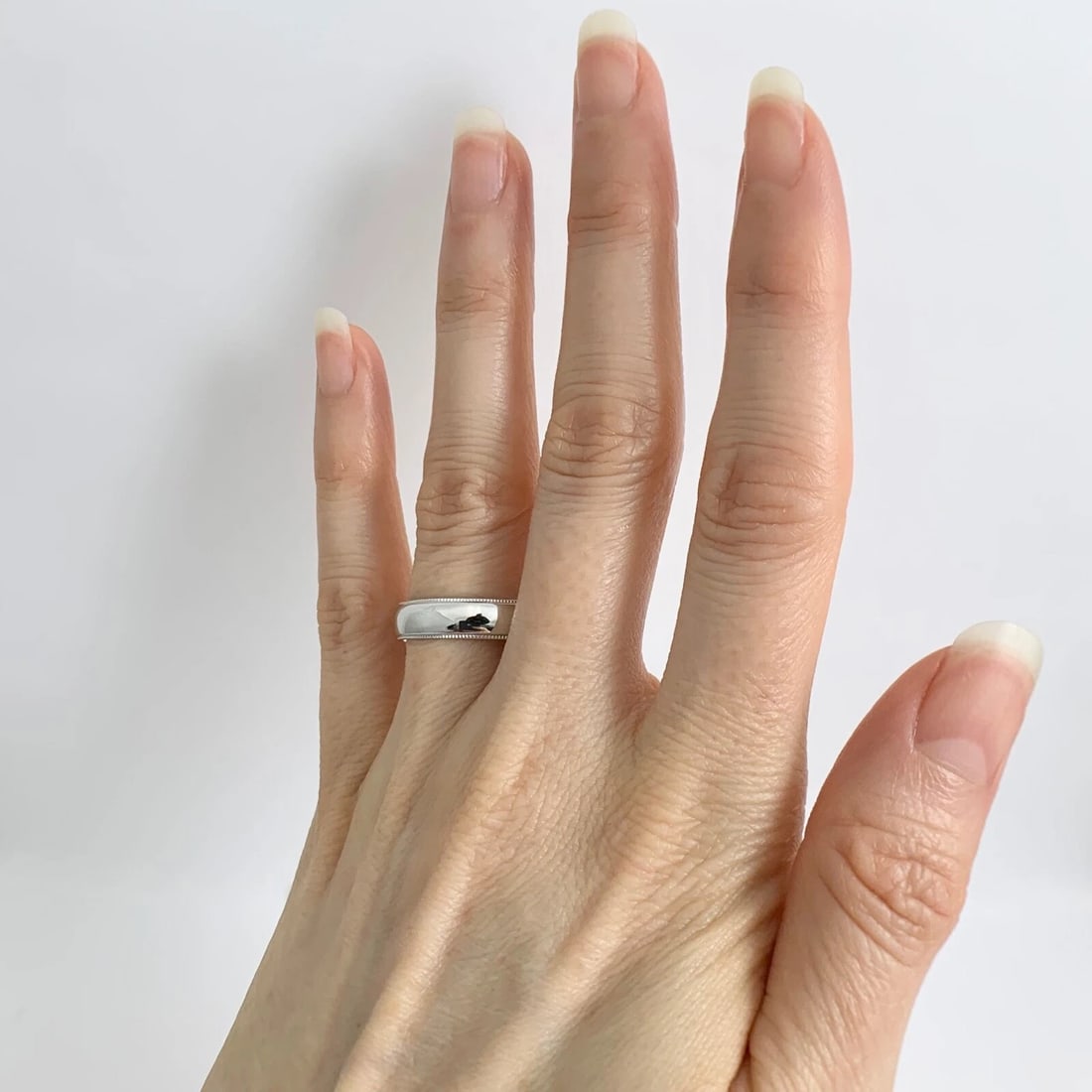 Men's Plain Milgrain Wedding Band Ring 14K White Gold, Size 9, 5 mm, 5.90 Grams - 4