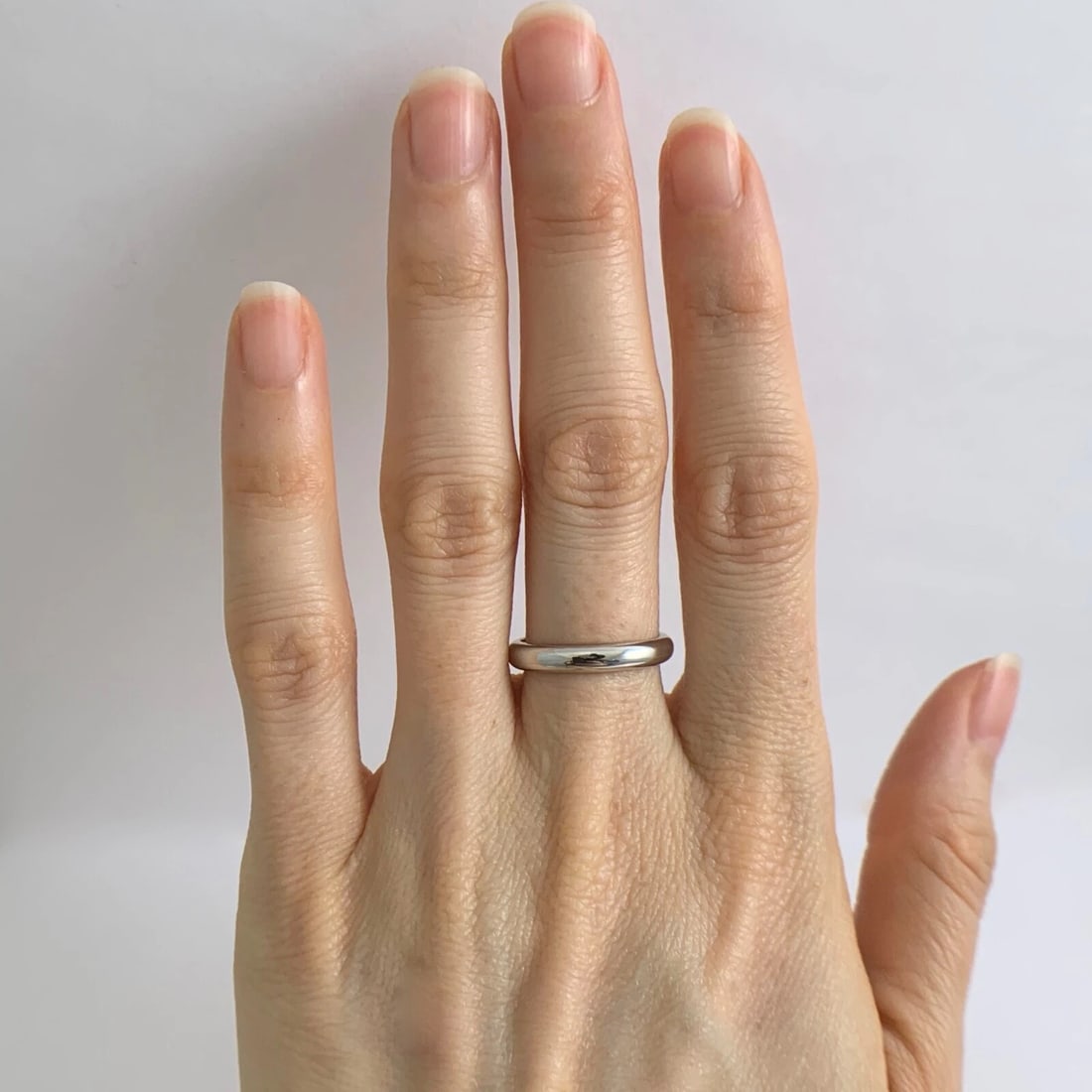 Plain Rounded Platinum Wedding Band Ring, Size 5.5, 3.1 mm, 5.26 Grams - 2