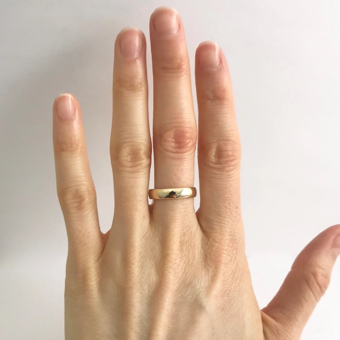 Plain Polished Wedding Band Ring 10K Yellow Gold, Size 6, 3.9 mm, 2.49 Grams - 2