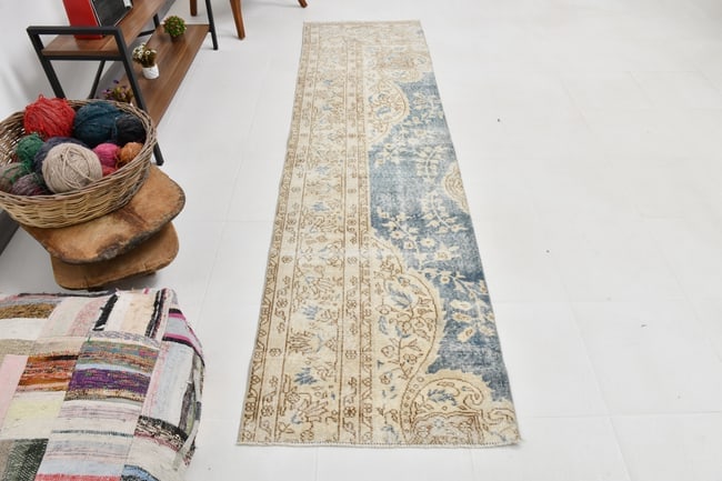 2'5'' x 9'1'' Turkish Vintage Runner Rug - 22154 - 5
