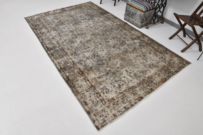 6'2'' x 9'10'' Handmade Vintage Wool Rug - 20255 - 4