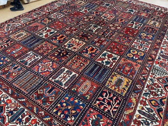 Antique Persian Garden Design Bakhtiari Rug-5205 - 7