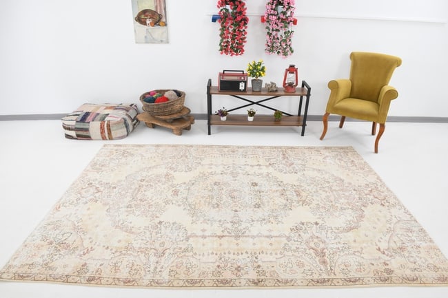 6'3'' x 9'3'' Unique Handmade Vintage Rug - 18854 - 2