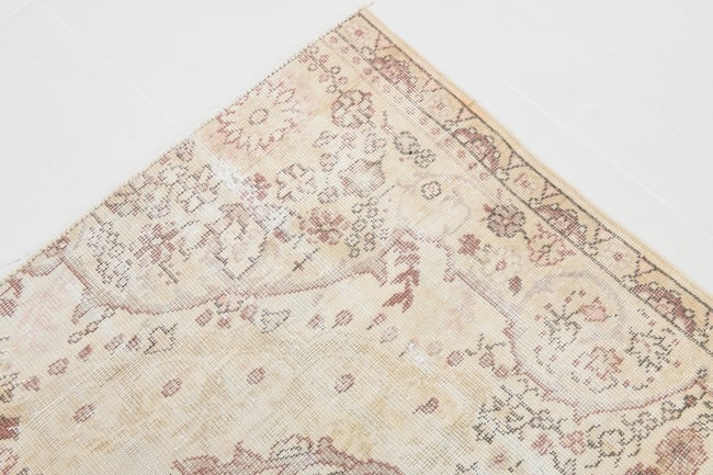 6'3'' x 9'3'' Unique Handmade Vintage Rug - 18854 - 8