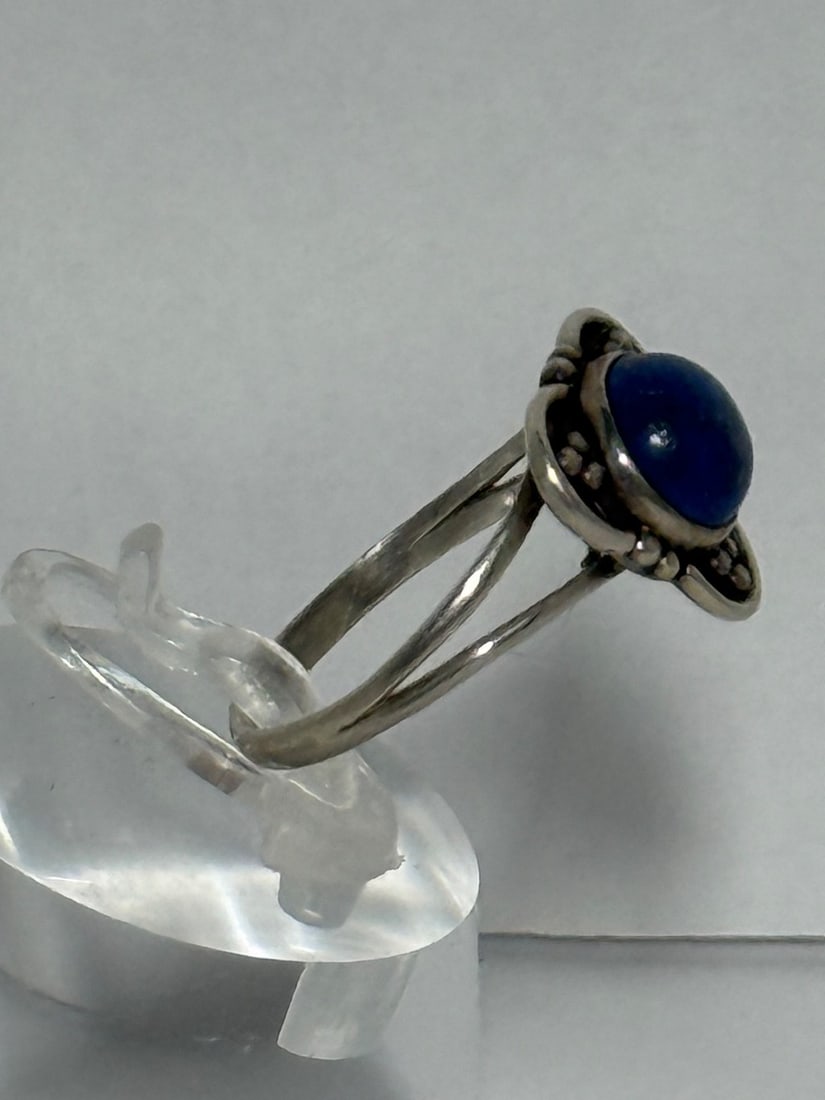 Sterling Silver and Lapis Lazuli Ring - 3