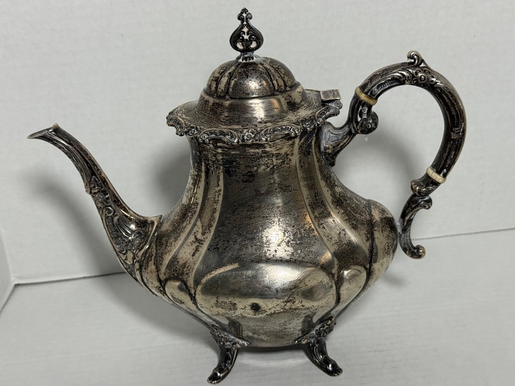 Reed & Barton "Georgian Rose" Sterling Silver Teapot - 3