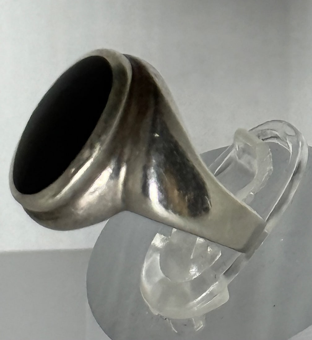 Sterling Silver and Black Onyx Cabochon Ring - 3