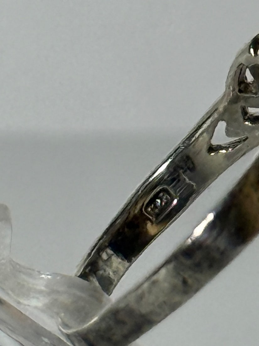 Sterling Silver Mother-of-Pearl Celtic Knot Ring - 5