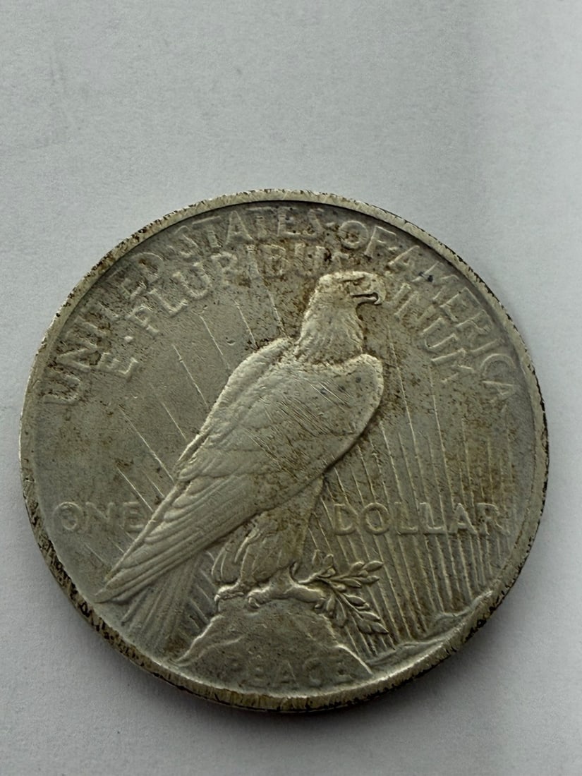 1922 Peace Silver Dollar United States Coin - 2