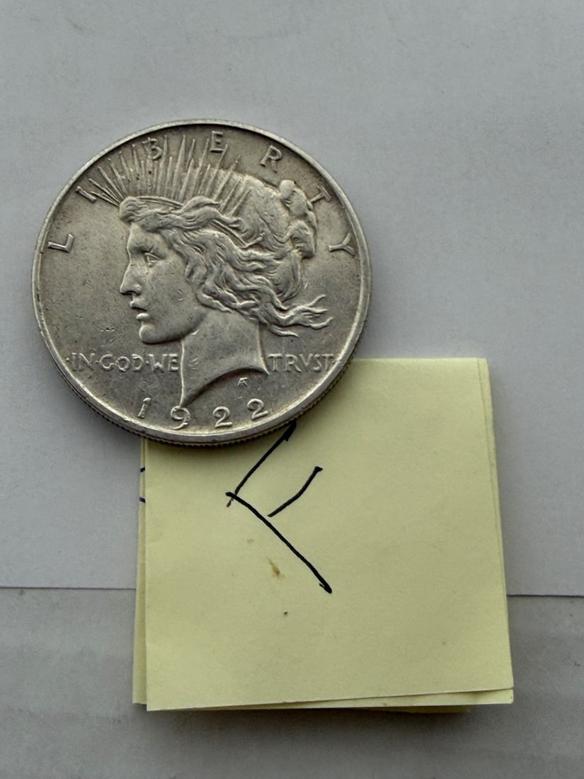 1922 United States Peace Silver Dollar - 3