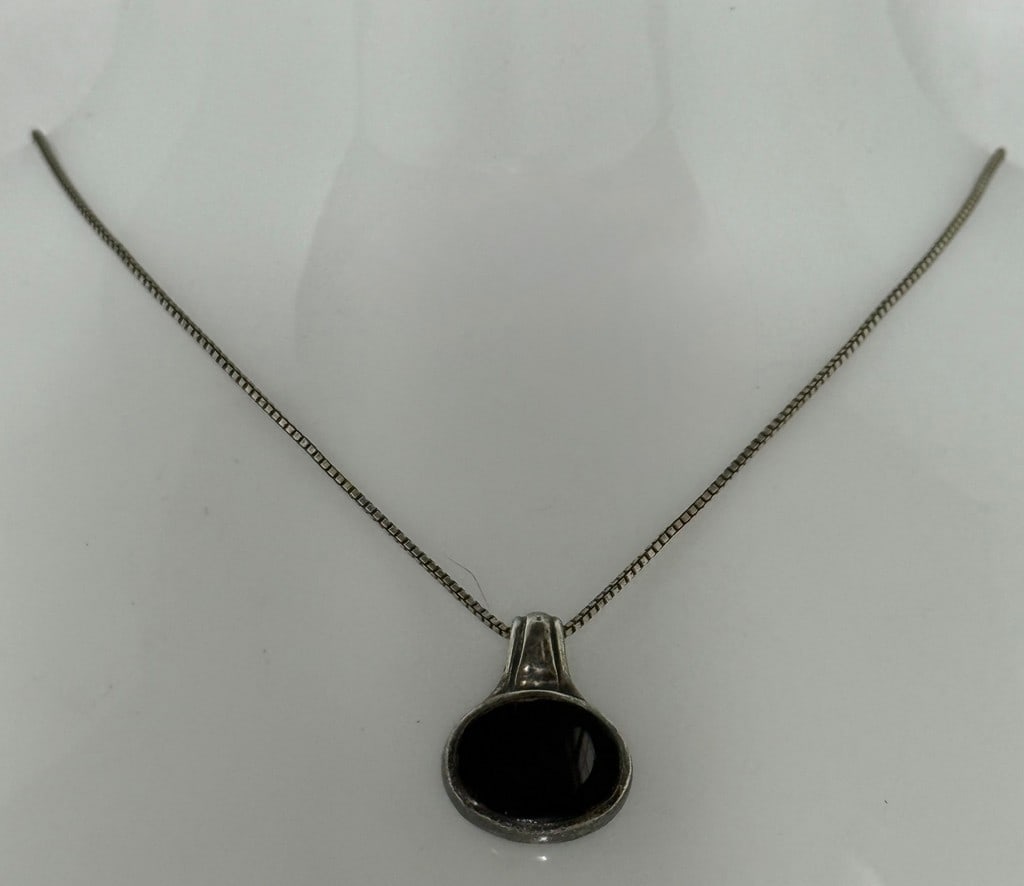 Sterling Silver and Onyx Pendant Necklace - 3